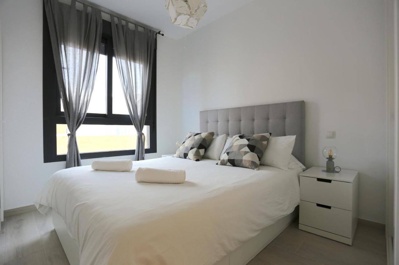 Oasis Malaga City Apartment Exterior foto
